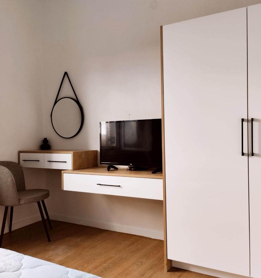 Ina'S Apartments Лефкими Экстерьер фото
